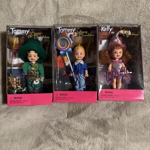 BARBIE:LOT OF THREE MUNCHKINS - COMPLETE SET- WIZARD OF OZ-1999 – NRFB - VINTAGE